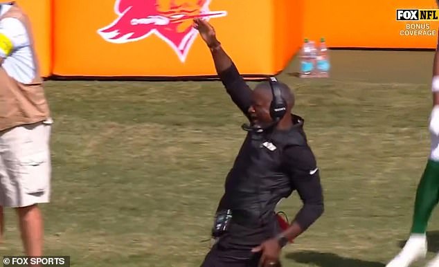 Black Quarterback – 2025 – Week 3